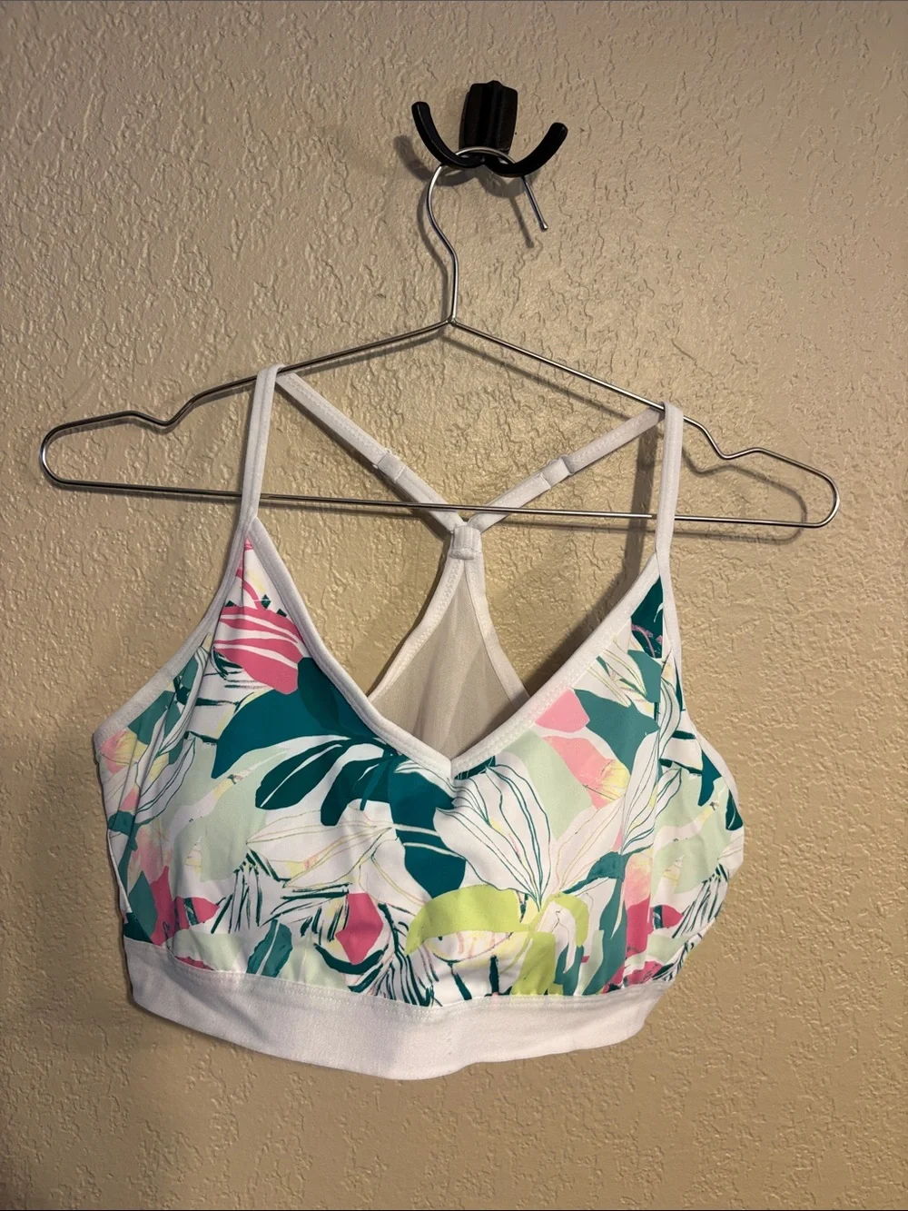 Athletic Works wireless bra, floral padded size XL 16-18